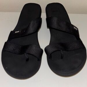 Teva Black Sandals Minimalist Design Casual